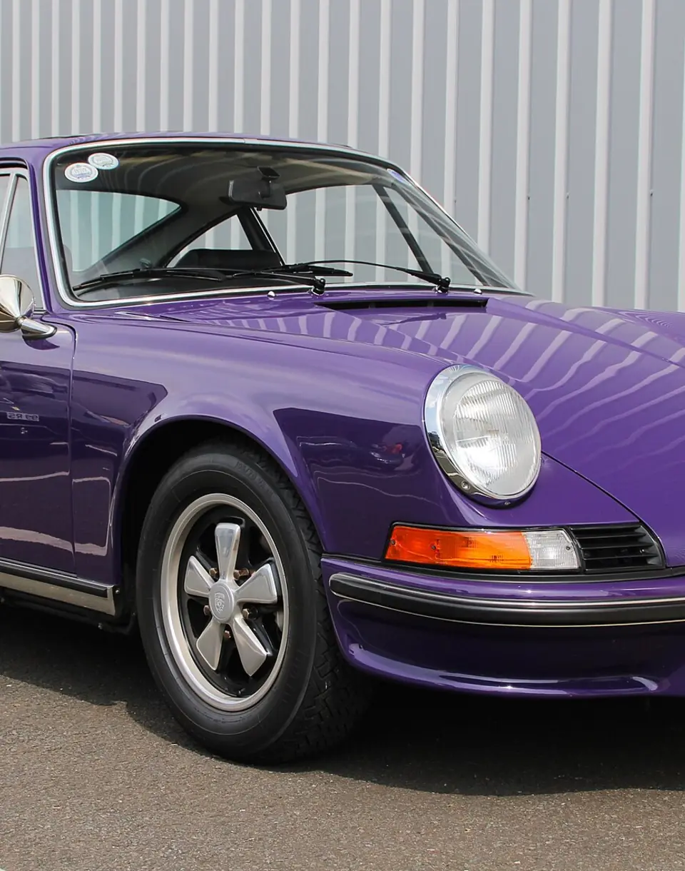 Air-cooled Porsche 911 Carrera RS 2.7